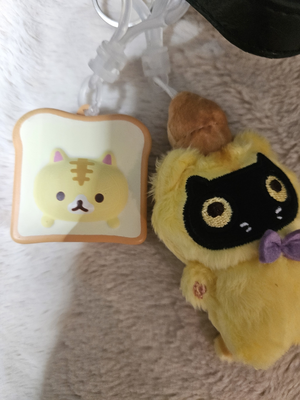2 Cat  Keychains